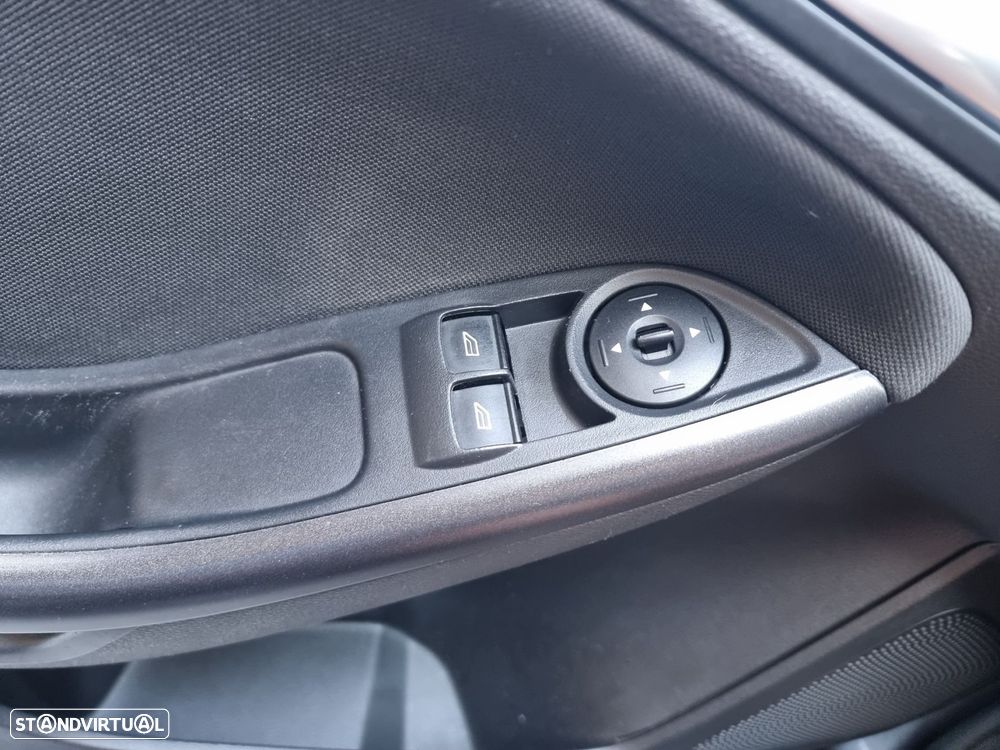 Ford Focus SW 1.5 TDCi Trend+ - 23