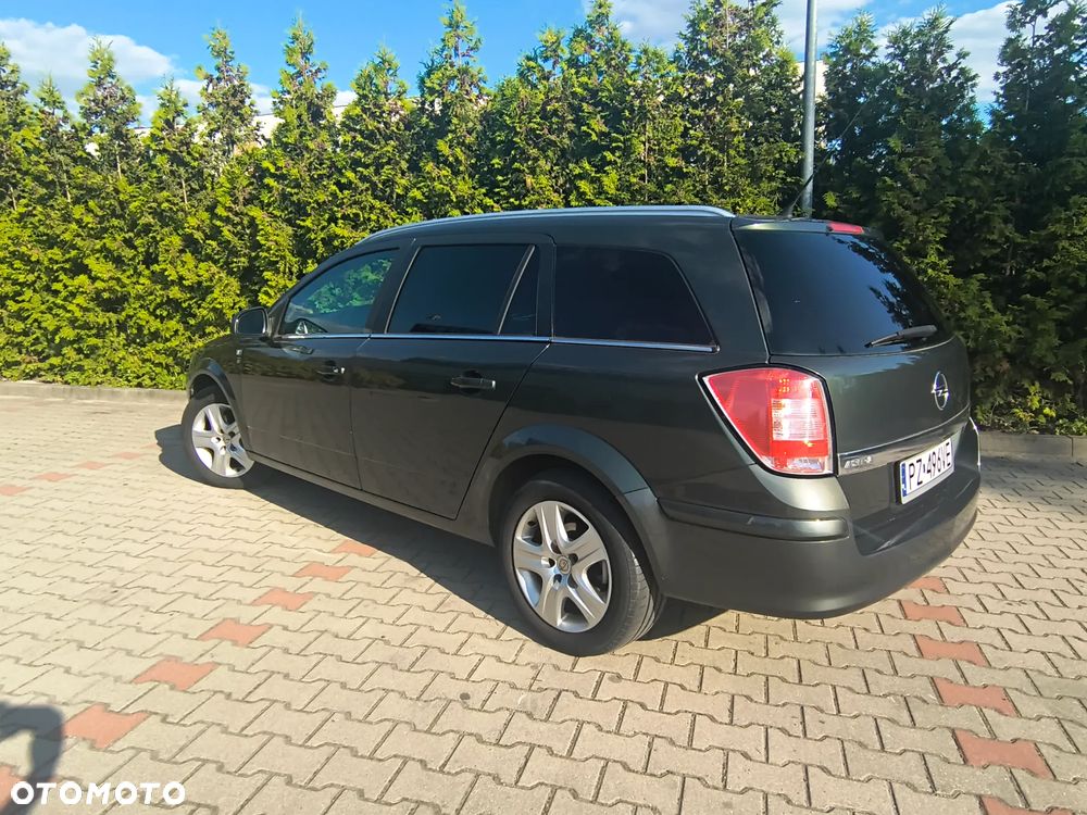 Opel Astra 1.6 Edition 111 Jahre - 9