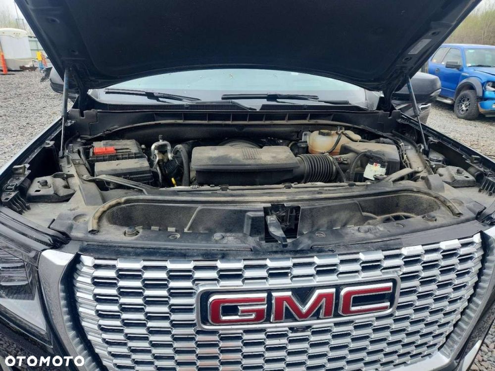 GMC Yukon - 7