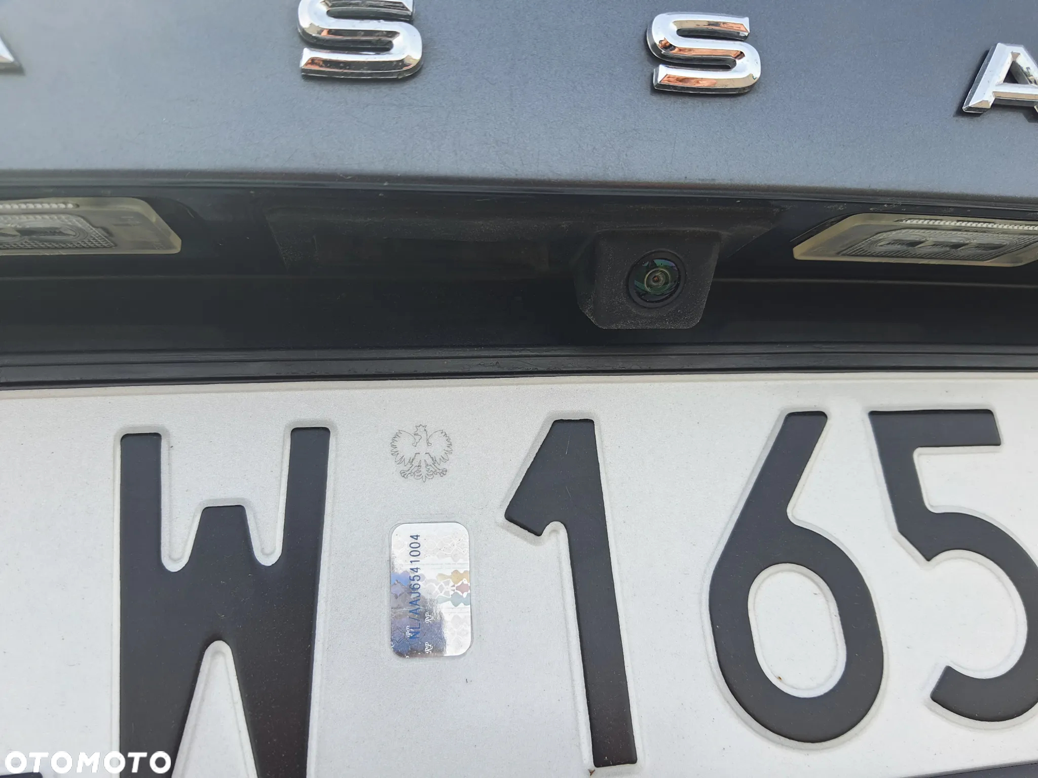 Volkswagen Passat 1.6 TDI DPF BlueMot Comfortline - 27
