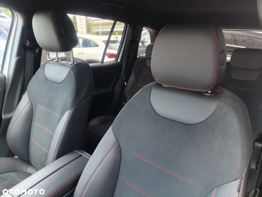 Mercedes-Benz GLB 200 d 4-Matic AMG Line 8G-DCT - 14