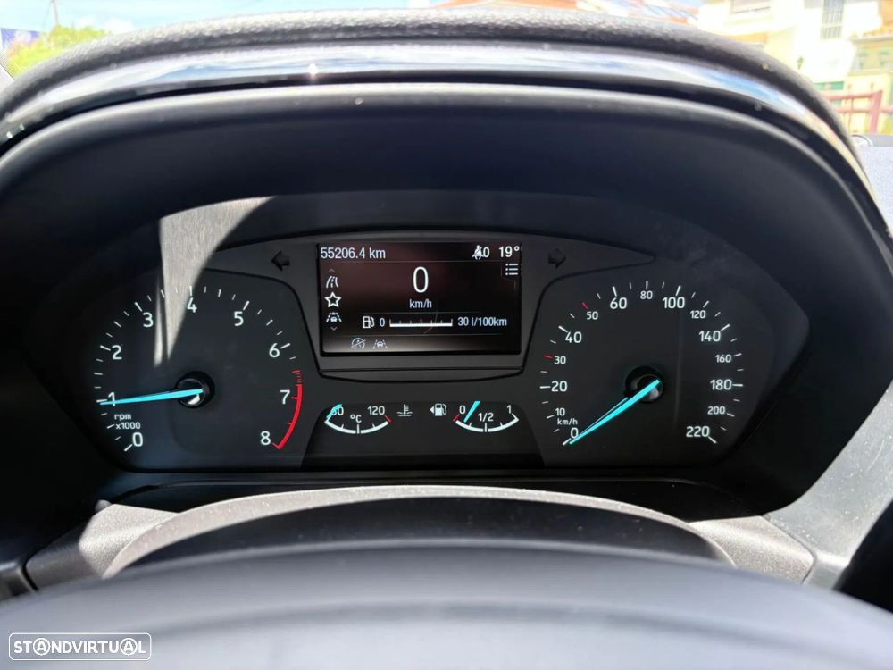 Ford Fiesta 1.0 T EcoBoost Titanium - 41