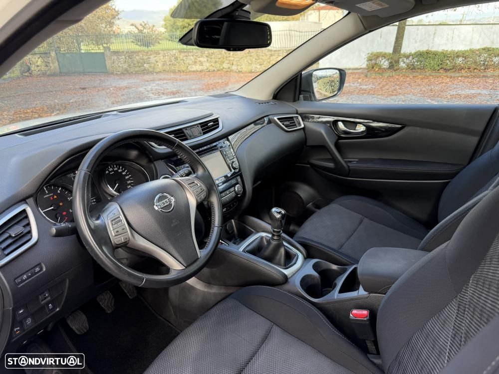 Nissan Qashqai 1.5 dCi N-Connecta Led - 9
