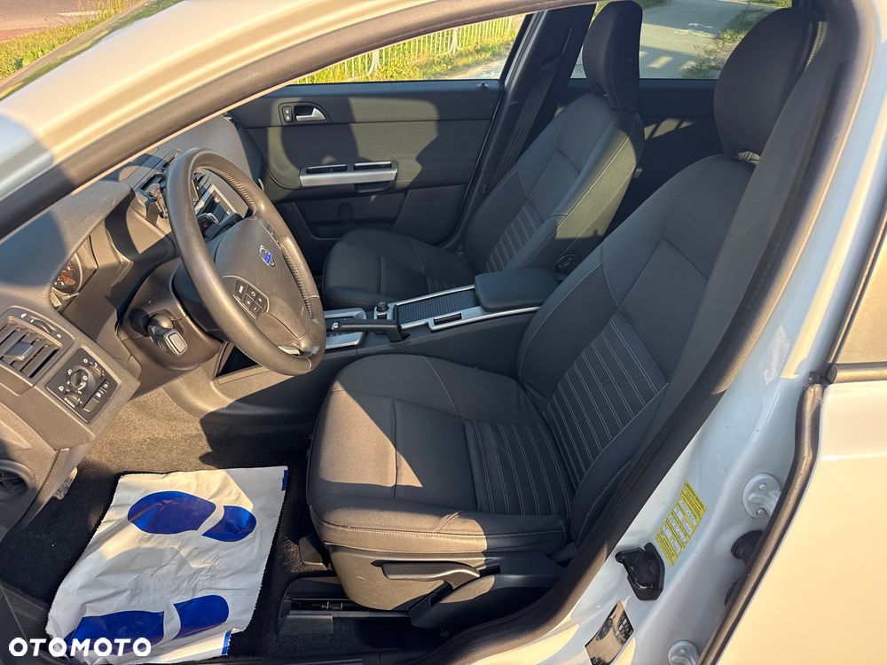 Volvo V50 T5 AWD Kinetic - 9