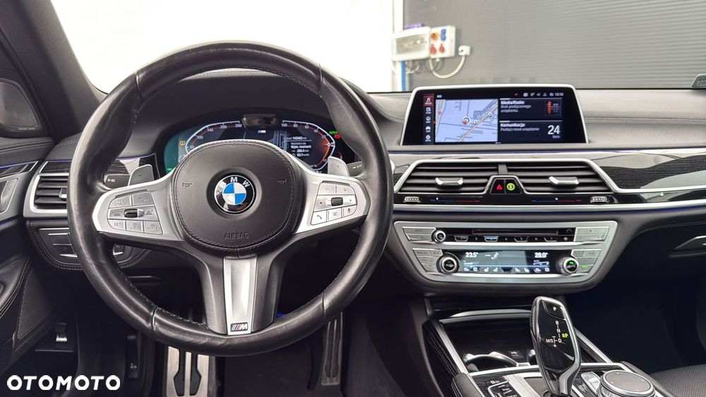 BMW Seria 7 740d xDrive mHEV sport - 10
