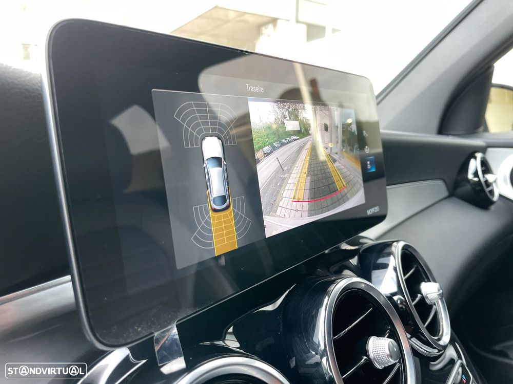 Mercedes-Benz GLC 220 d 4Matic - 28