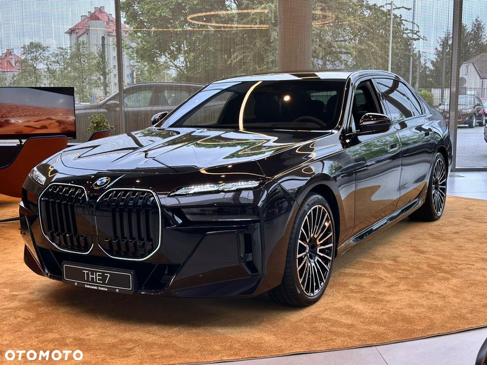 BMW Seria 7 740d xDrive mHEV Nero Lusso Edition sport - 2