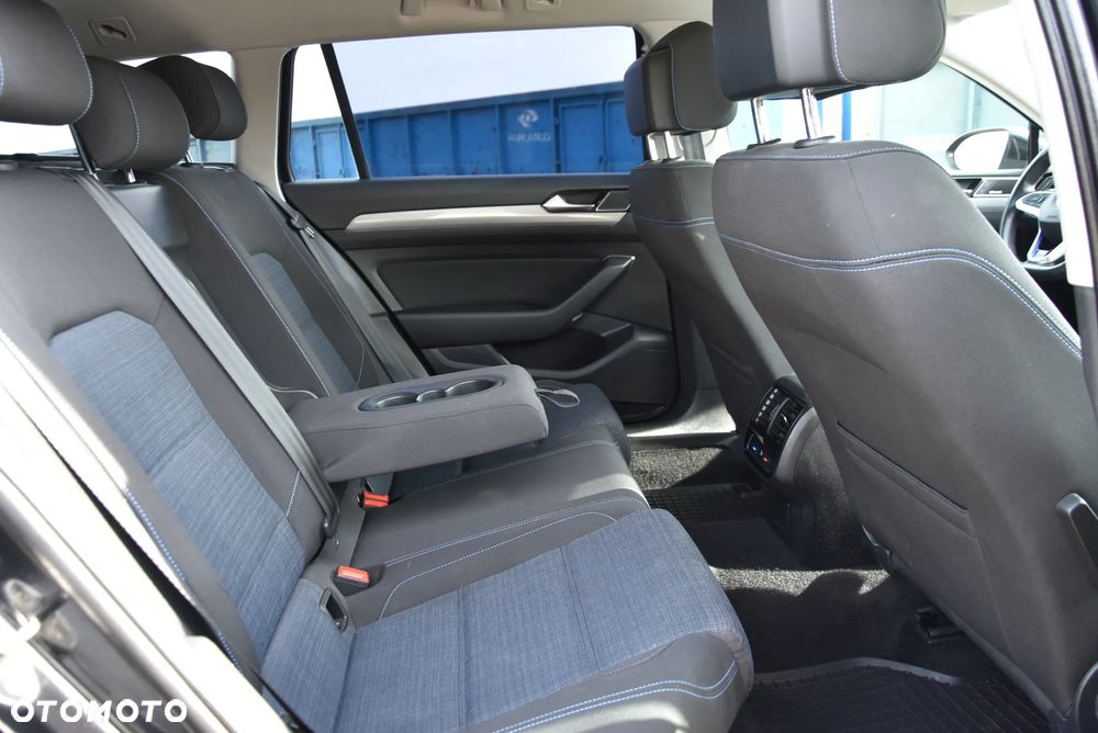 Volkswagen Passat 1.4 TSI Plug-In Hybrid GTE DSG - 11