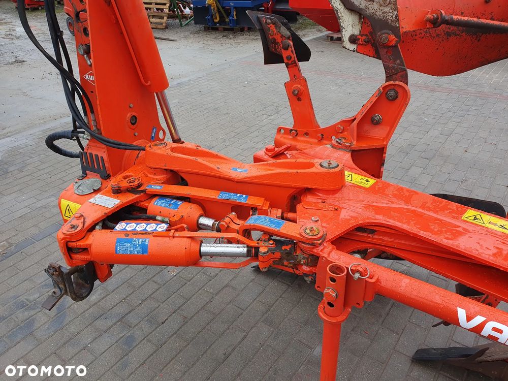 Kuhn VARIMASTER 112 - 6