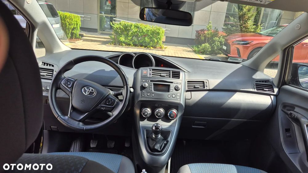 Toyota Verso 1.6 Active EU6 - 12