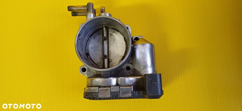 Przepustnica Audi A4, A6, A8 2,4 2,8 3,0 078133062B - 3