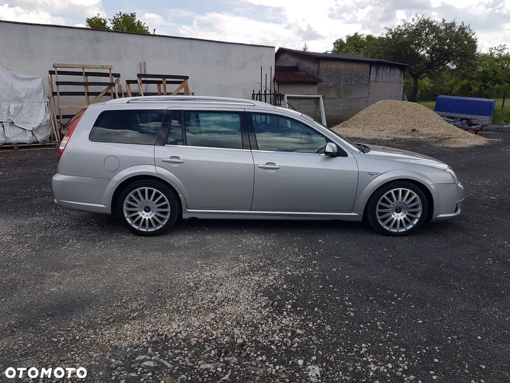Ford Mondeo 3.0 V6 ST 220 - 6