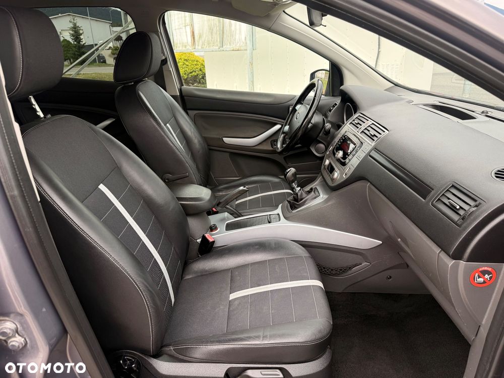 Ford Kuga 2.0 TDCi 4x4 Champions Edition - 9