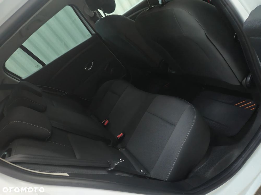 Renault Megane 1.6 16V 110 Authentique - 12