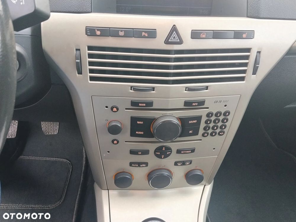 Opel Astra 1.6 Cosmo - 29