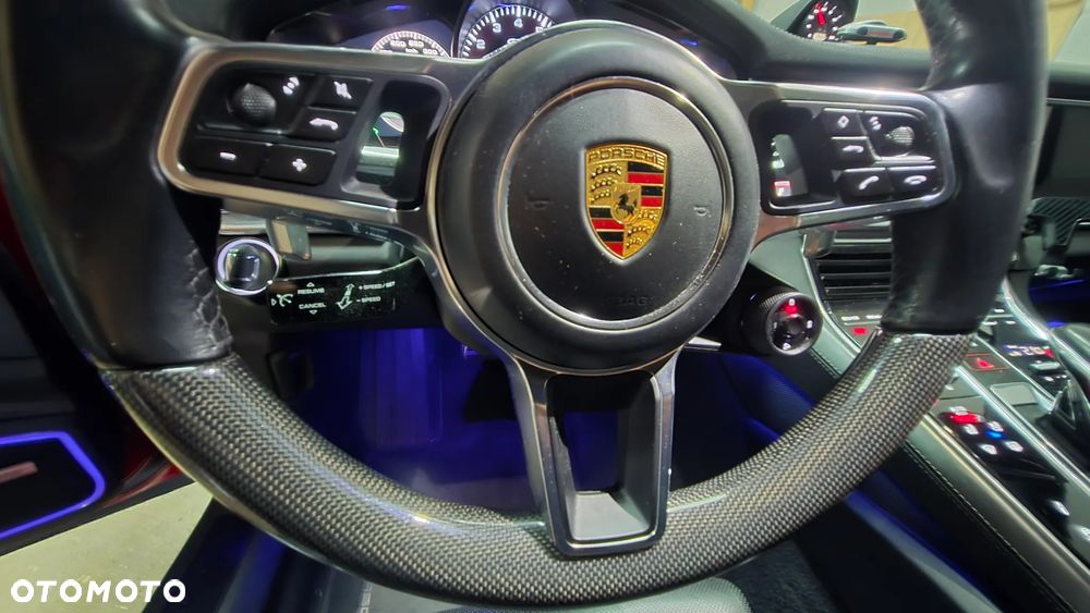 Porsche Panamera - 12
