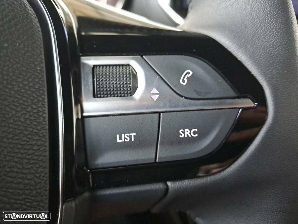 Peugeot 2008 1.2 PureTech Active - 16