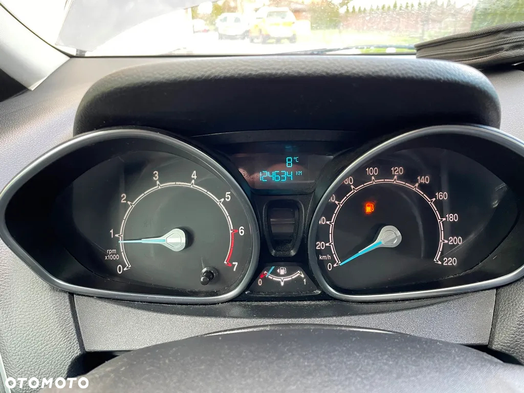 Ford B-MAX 1.4 Titanium - 28