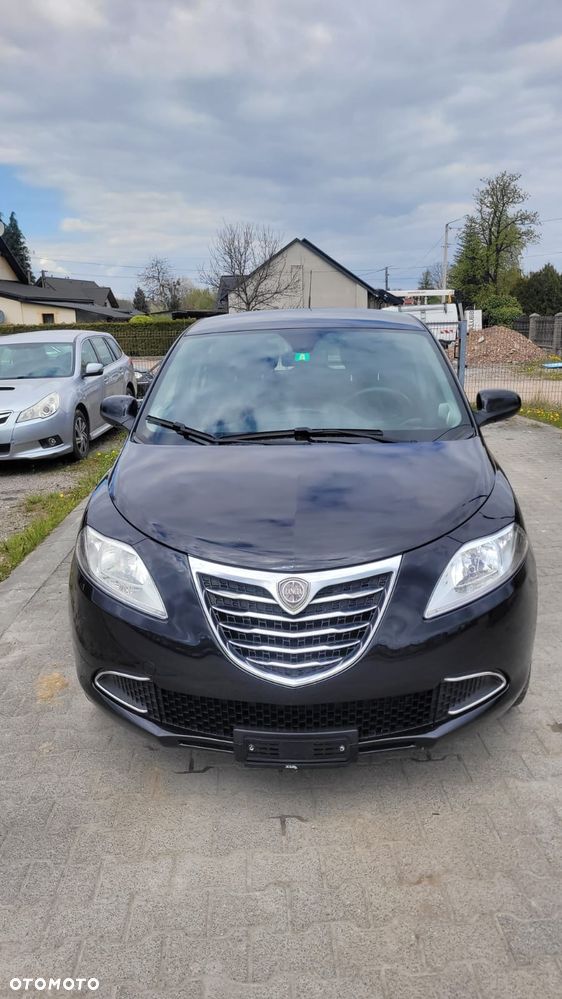 Lancia Ypsilon Y 1.2 8v Platinum - 7