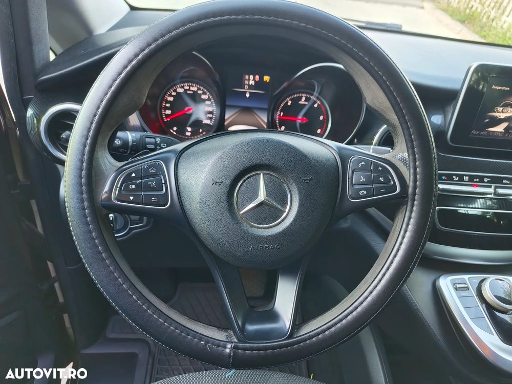 Mercedes-Benz V - 36
