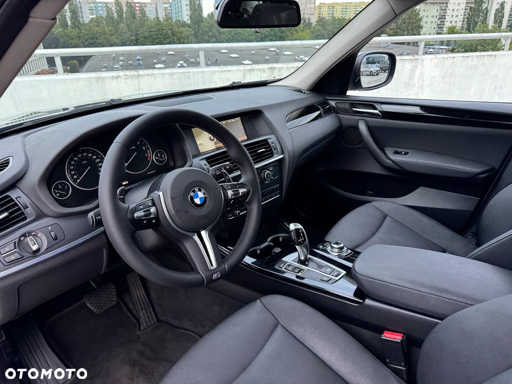 BMW X3 xDrive28i - 18