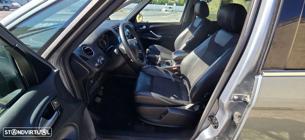 Ford S-Max 2.2 TDCi Titanium 7L - 8