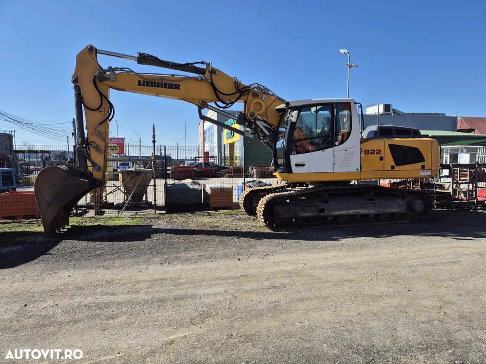 Liebherr R922 NLC - 3