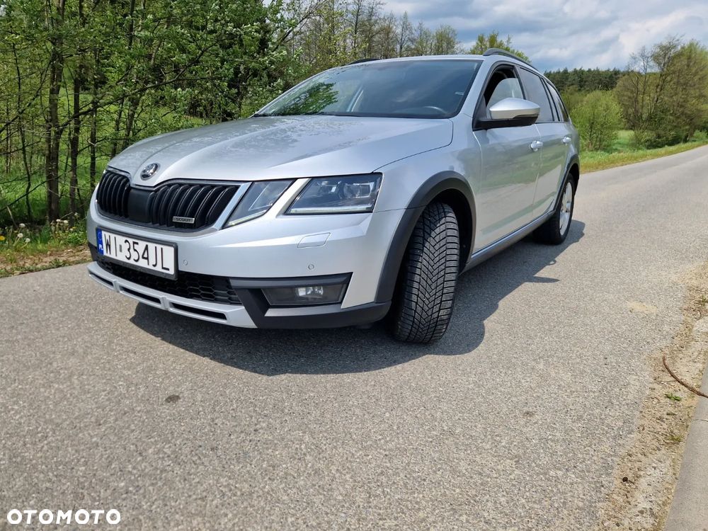 Skoda Octavia Scout 2.0 TDI 4x4 DSG - 1