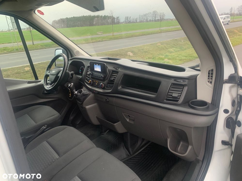 Ford Transit - 32