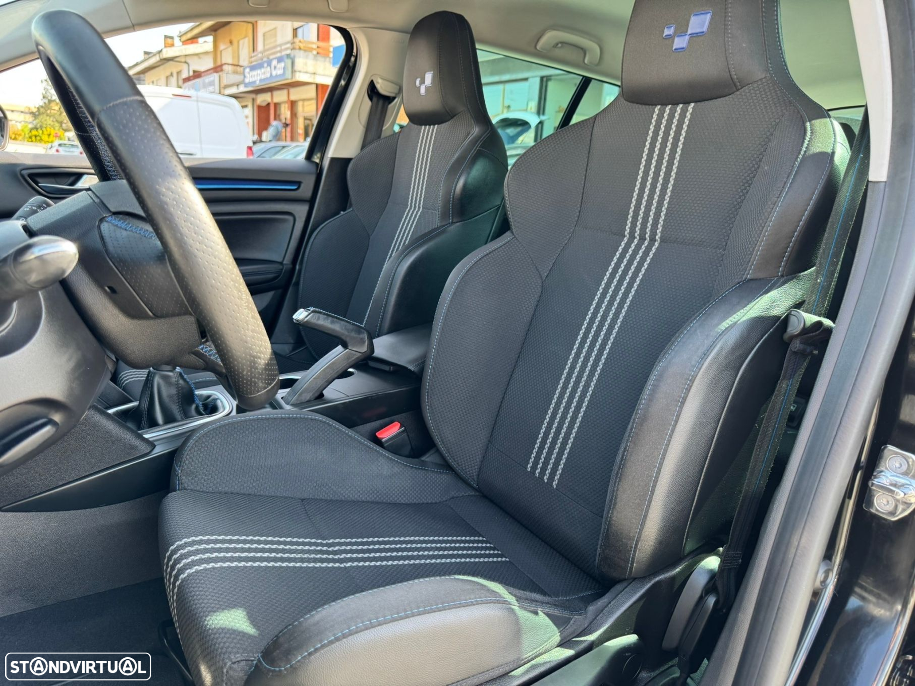 Renault Mégane Sport Tourer 1.2 TCE GT Line - 9