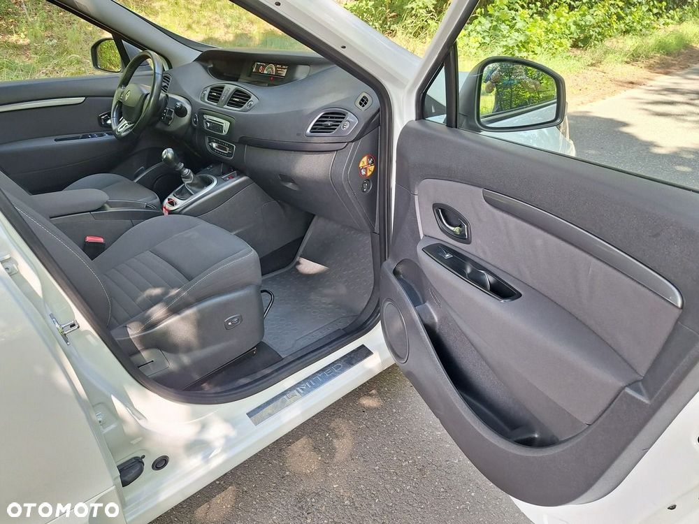 Renault Scenic - 15