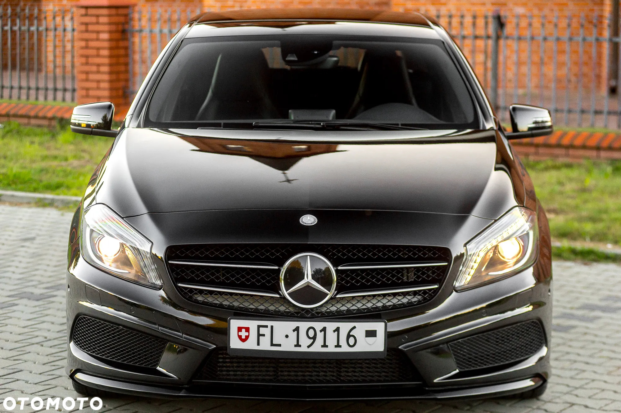 Mercedes-Benz Klasa A 250 4Matic 7G-DCT AMG Line - 5