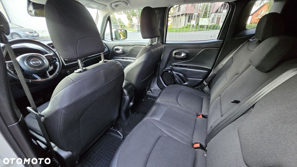 Jeep Renegade 1.3 T-GDI Automatik Longitude - 15