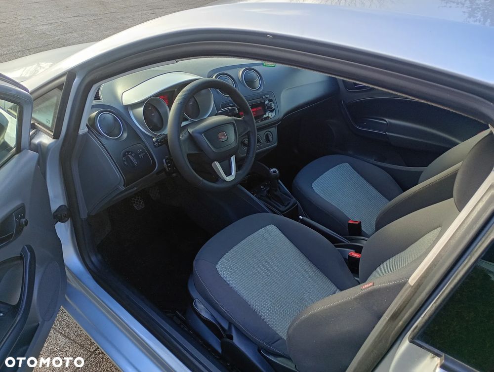 Seat Ibiza SC 1.6 16V Sport - 6