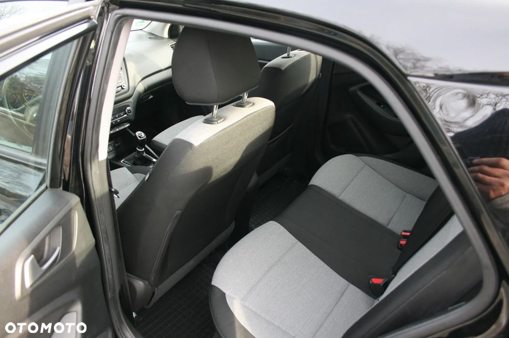 Hyundai i20 1.4 Comfort - 7