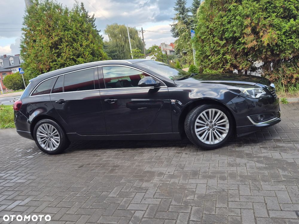 Opel Insignia 2.0 T Cosmo 4x4 S&S - 16