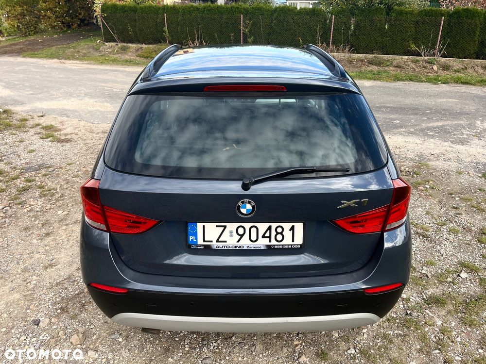 BMW X1 2011