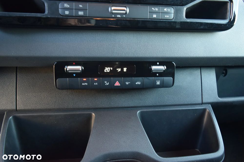 Mercedes-Benz Sprinter 319 V6 3.0 LED*Navi*Distronic*Webasto - 23