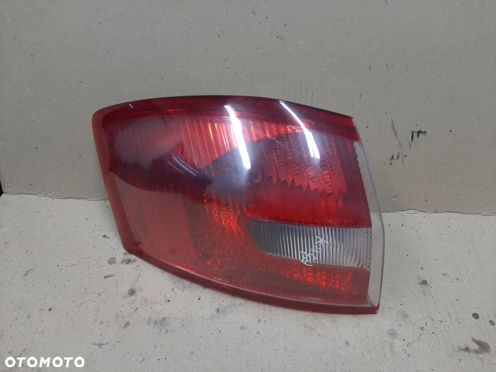 lampa tył lewa Ford KUGA MK1 Hella Europa 167097 - 1