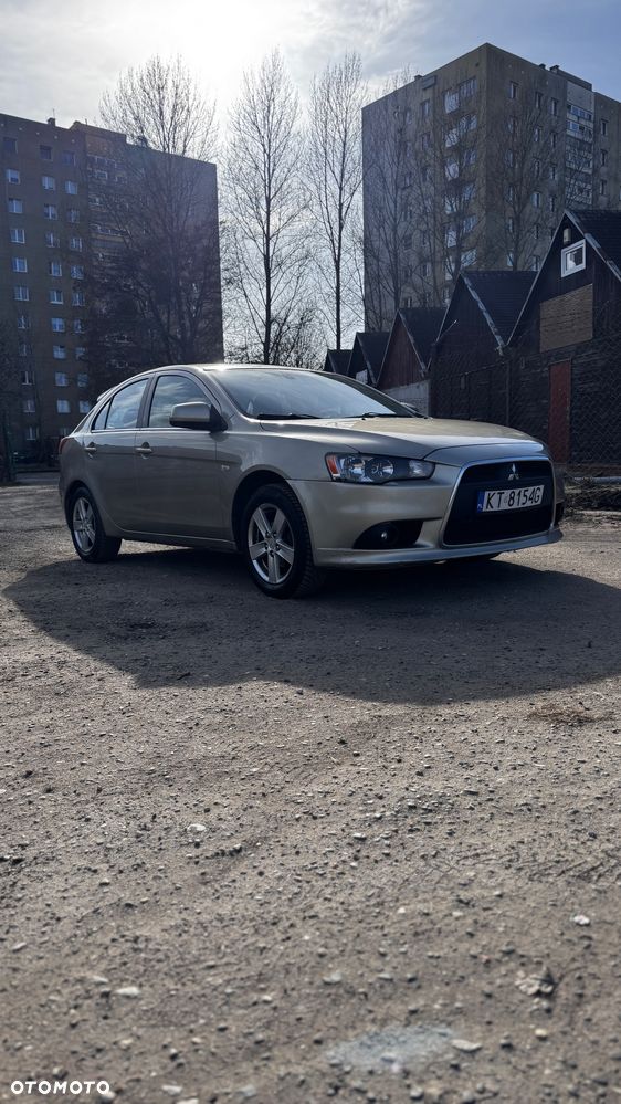 Mitsubishi Lancer - 3
