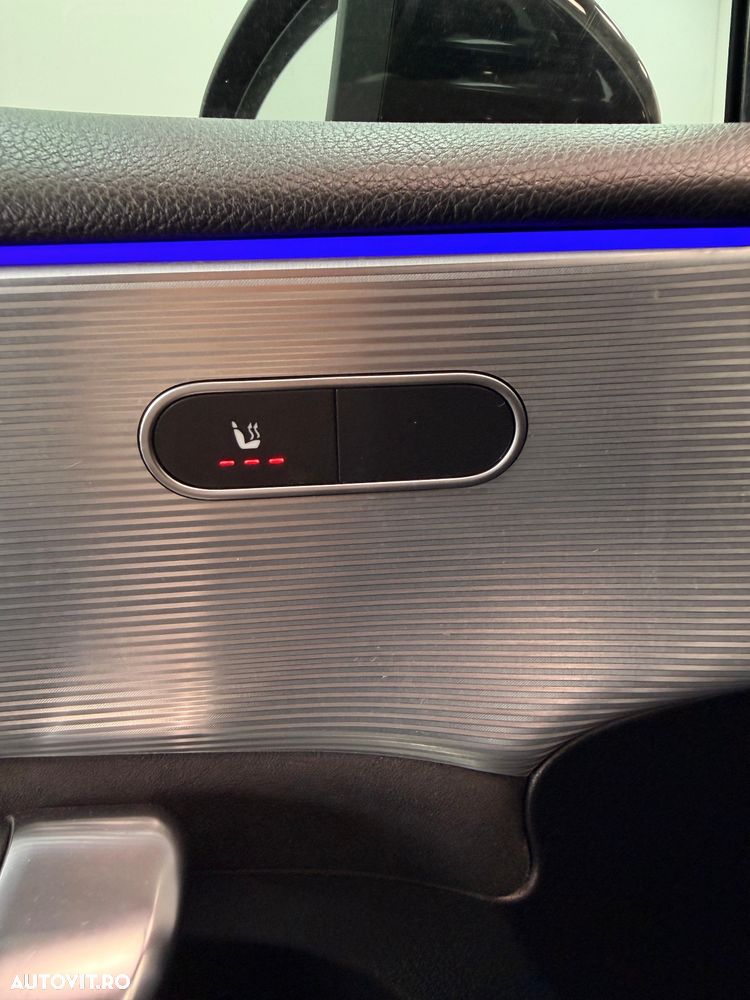 Mercedes-Benz A 180 d 7G-DCT AMG Line - 10