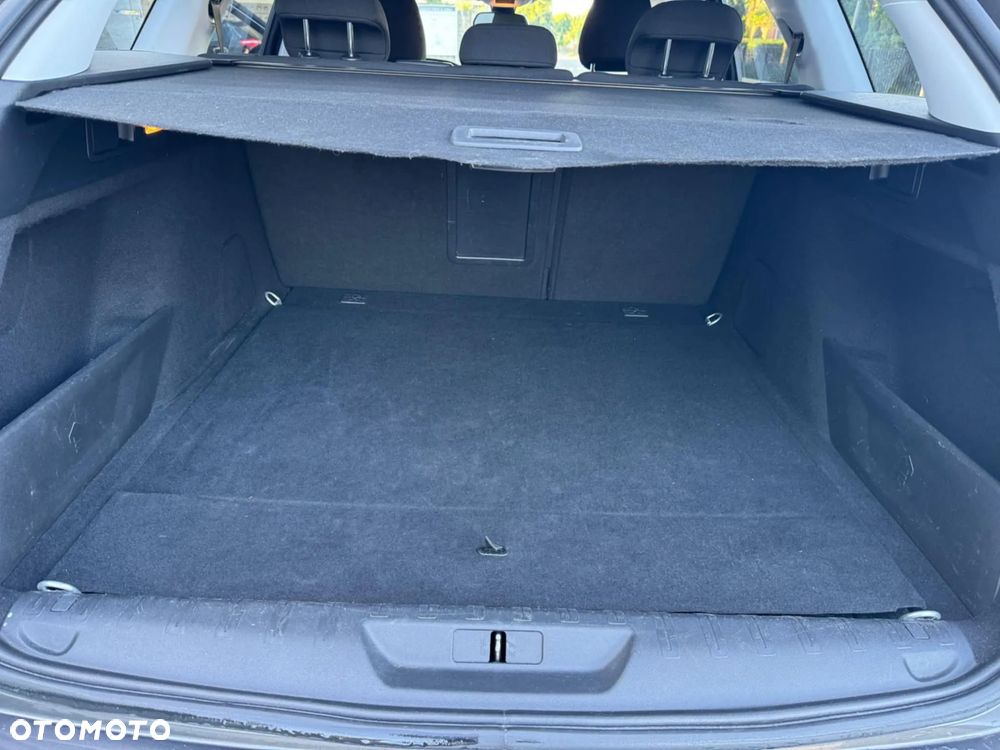 Peugeot 308 1.5 BlueHDi Active Pack S&S EAT8 - 19