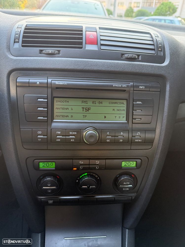 Skoda Octavia Break 1.9 TDi Sportline - 17