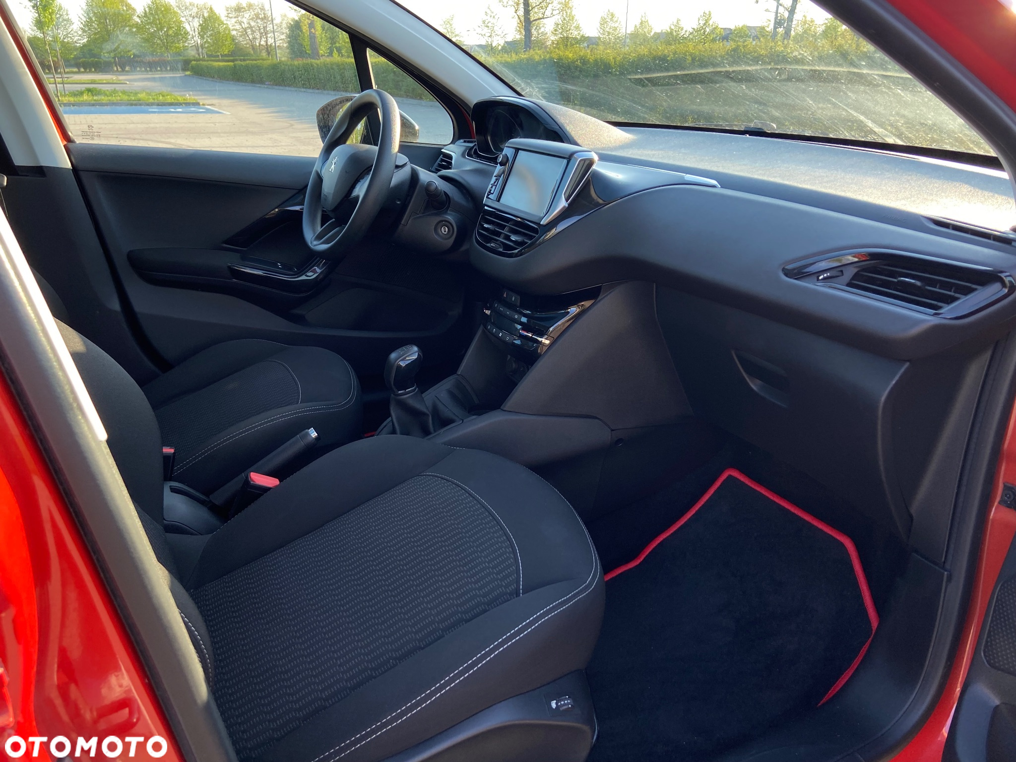 Peugeot 208 82 VTI Allure - 13