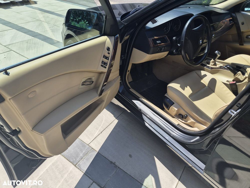 BMW Seria 5 520d - 13