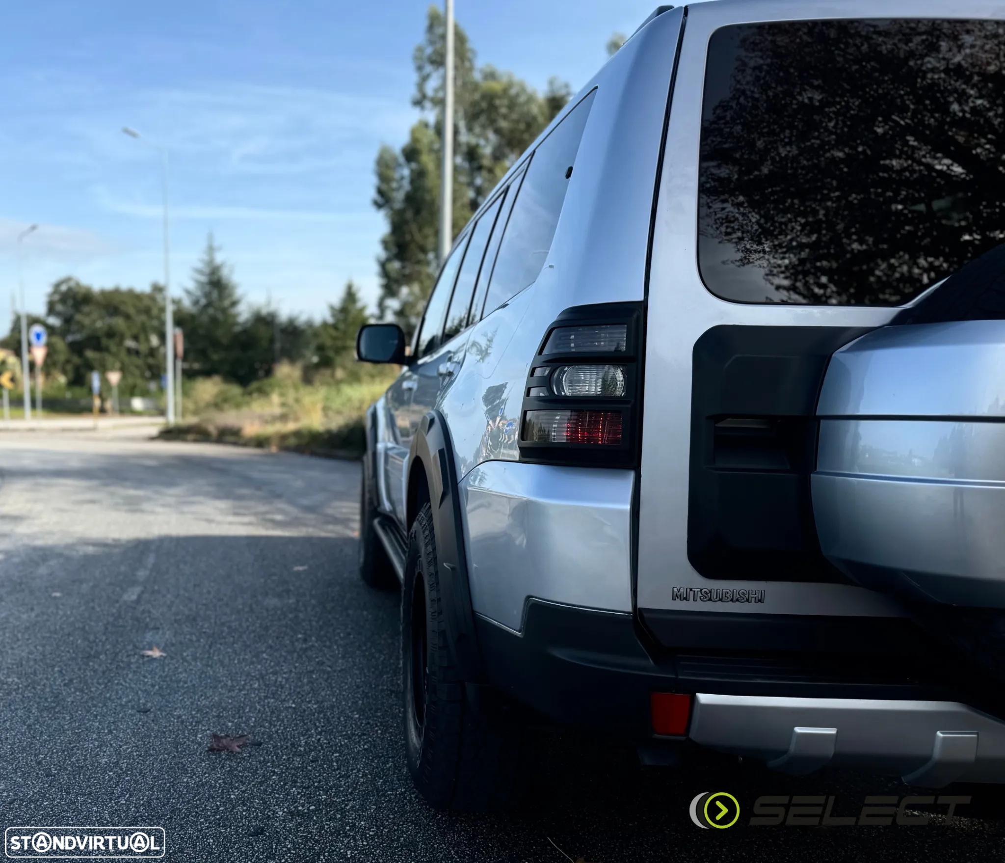 Mitsubishi Pajero 3.2 DI-D Intense CA - 19