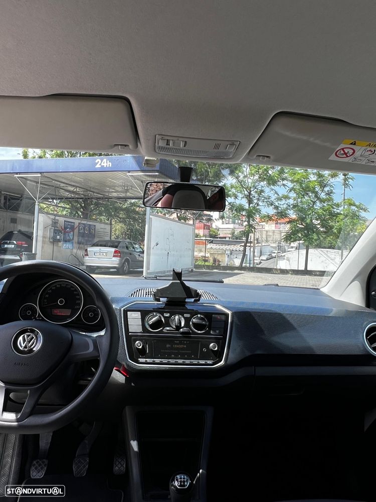 VW Up! - 6