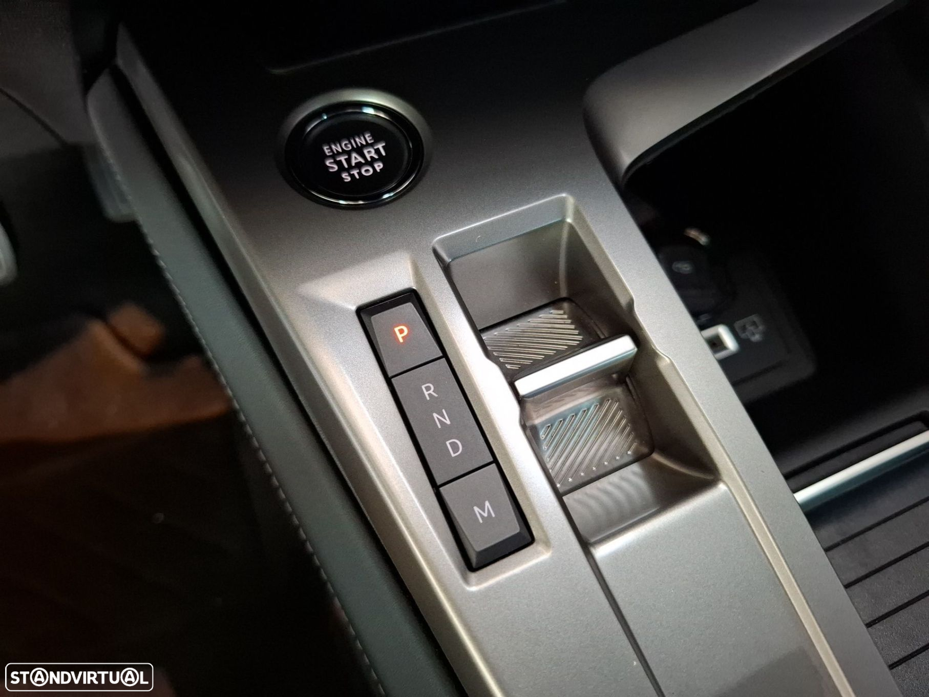 Peugeot 408 1.2 PureTech Allure EAT8 - 21