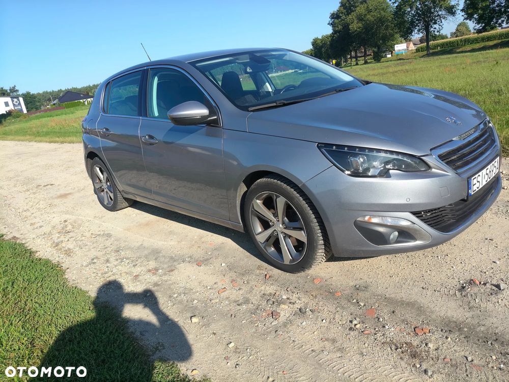Peugeot 308 - 1