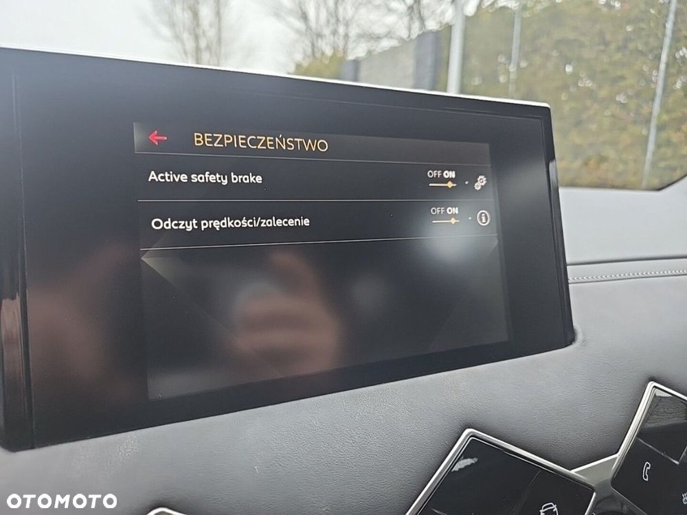 DS Automobiles DS 3 Crossback 1.2 PureTech So Chic - 17